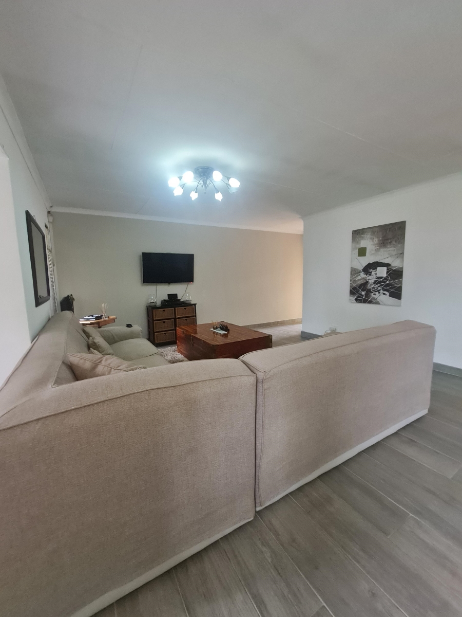 4 Bedroom Property for Sale in Vaalpark Free State